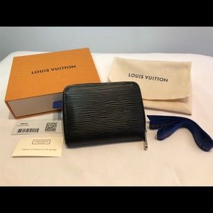 Louis Vuitton Zippy Coin Purse Wallet